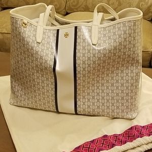 Tory Burch Gemini Link Tote